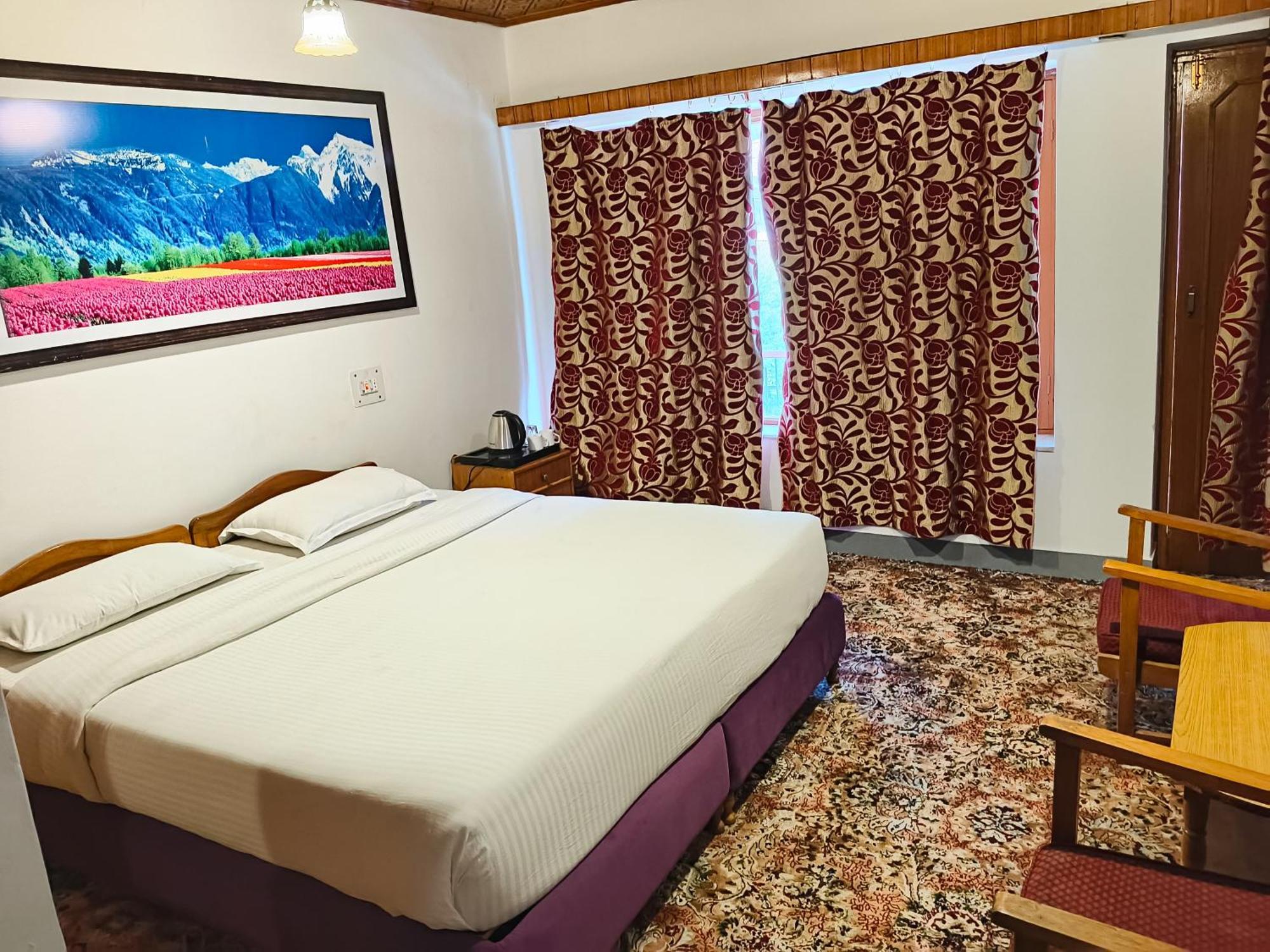 Hotel Season Palace Srīnagar 외부 사진